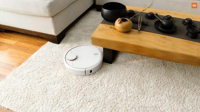 A nagy teljesítményű Xiaomi Mi Robot Vacuum robotporszívó ára 250 dollár