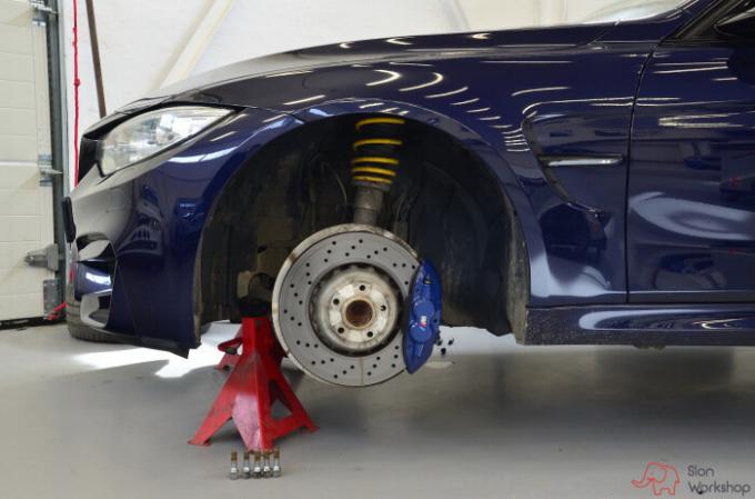 A BMW csoport felszerelése az autók fék szárítási rendszer. | Fotó: a.d-cd.net. 