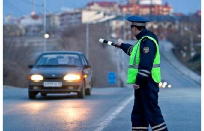 14 mesterkedései a közlekedési rendőrök, tudni kell minden járművezető