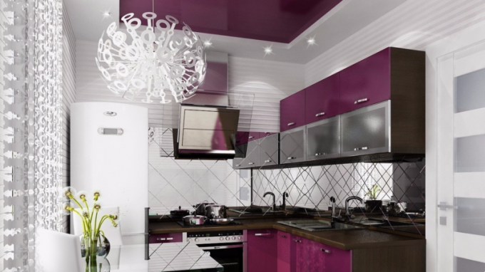 A hűtőszekrény helye a konyhában: tervezési lehetőségek