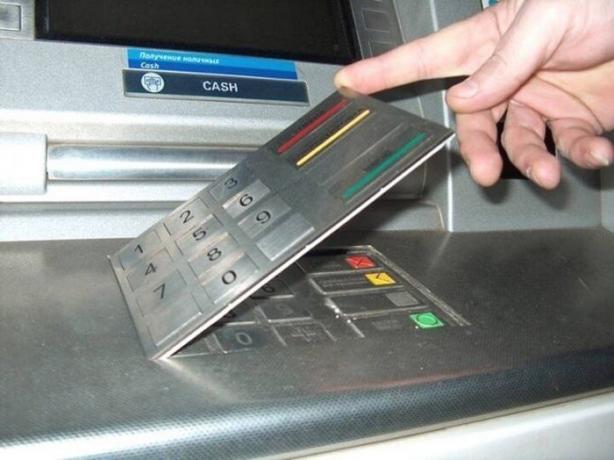 7 tipp, hogy hogyan védheti meg a bankkártya származó csalók