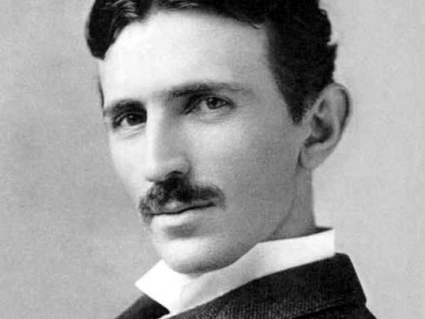 Azt állította, hogy Nikola Tesla?