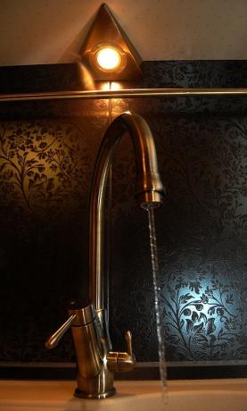 Szűrt víznyomás, bronz stílus
