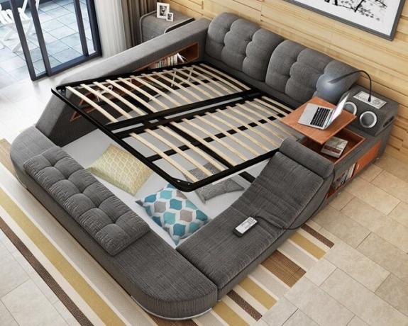 Az ágy kényelmes tárolási rendszerek integrált.