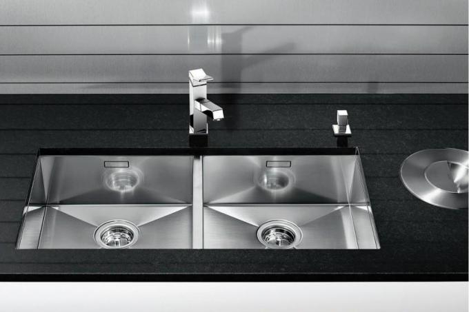 Blanco konyhai mosogatók (39 fotó): videó utasítások saját kezűleg történő kiválasztáshoz, a műkőből készült konyhai mosogatók jellemzői, ár, fénykép