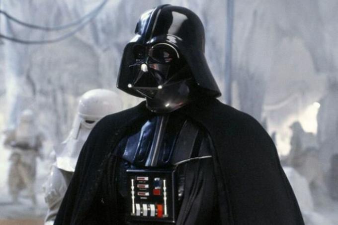 A motívumok szarvas sisak Darth Vader - a fő gazember fikció saga „Star Wars”.