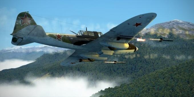 Mi az orrát a legendás Il-2 rakódtak fehér csíkokkal